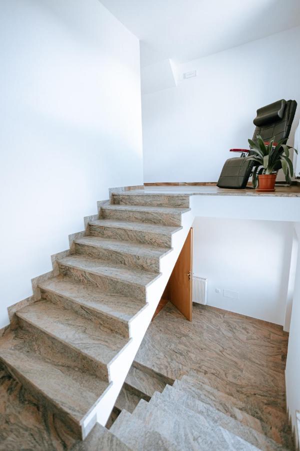 Apartments Cenda Zelezniki Екстериор снимка